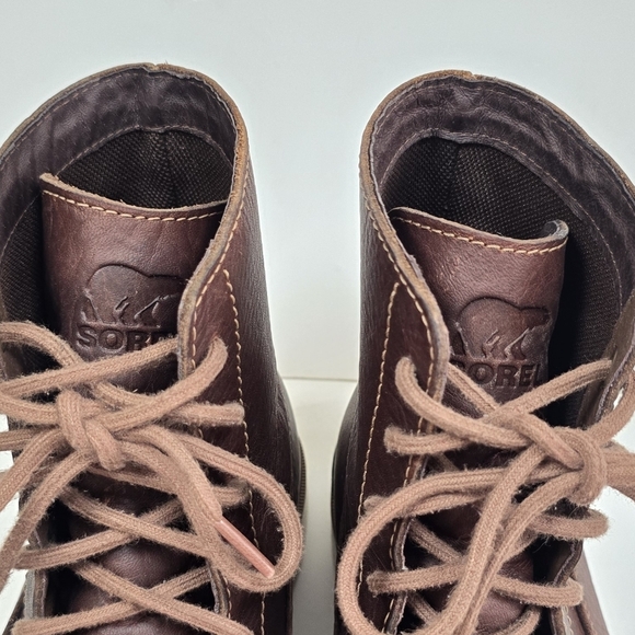 Sorel Kezar Men\'s Tall Lace Up Waterproof Leather Lug Sole Utility Boots Sz.11